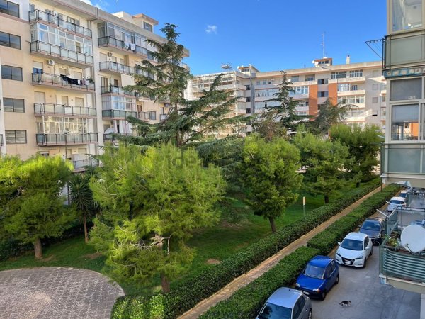 appartamento in vendita a Lecce in zona Partigiani
