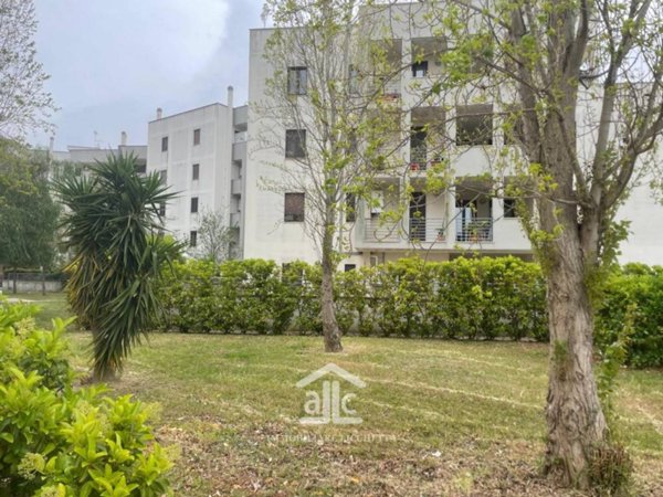appartamento in vendita a Lecce in zona Partigiani