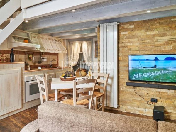 casa indipendente in vendita a Lecce in zona Centro Città