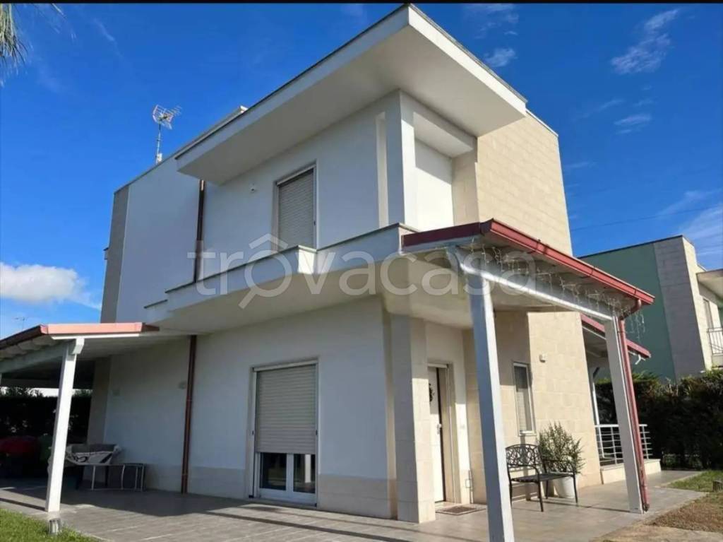 casa indipendente in vendita a Lecce in zona Rudiae