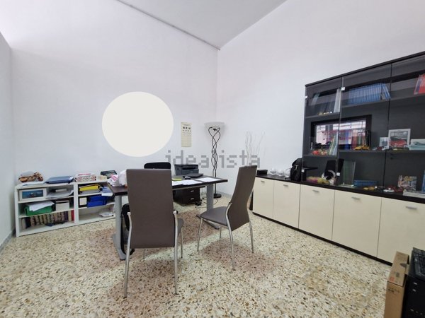 locale commerciale in vendita a Lecce
