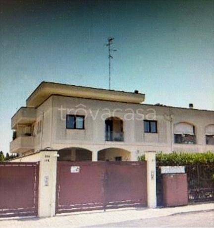 ufficio in vendita a Lecce in zona Salesiani