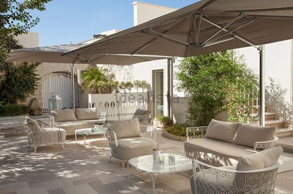 casa indipendente in vendita a Lecce in zona Centro Città