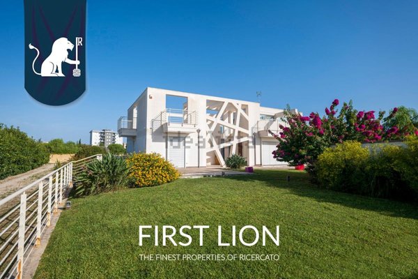 villa in vendita a Lecce