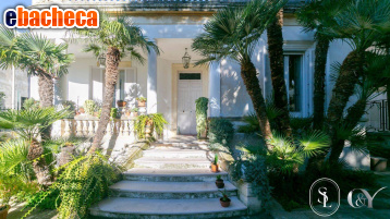 casa indipendente in vendita a Lecce in zona Centro Città