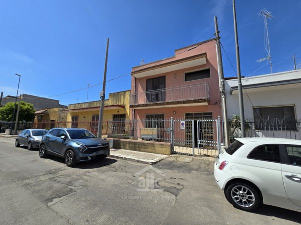 casa indipendente in vendita a Lecce in zona Centro Città