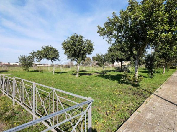 terreno in vendita a Lecce in zona Santa Rosa