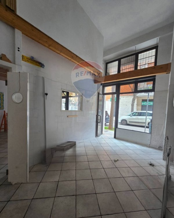 locale commerciale in vendita a Lecce in zona Mazzini