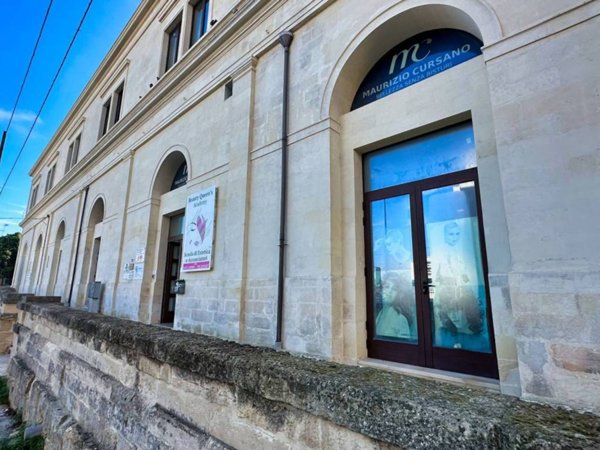ufficio in vendita a Lecce in zona Rudiae