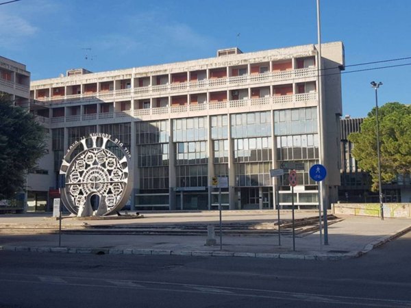 ufficio in vendita a Lecce in zona Centro Città