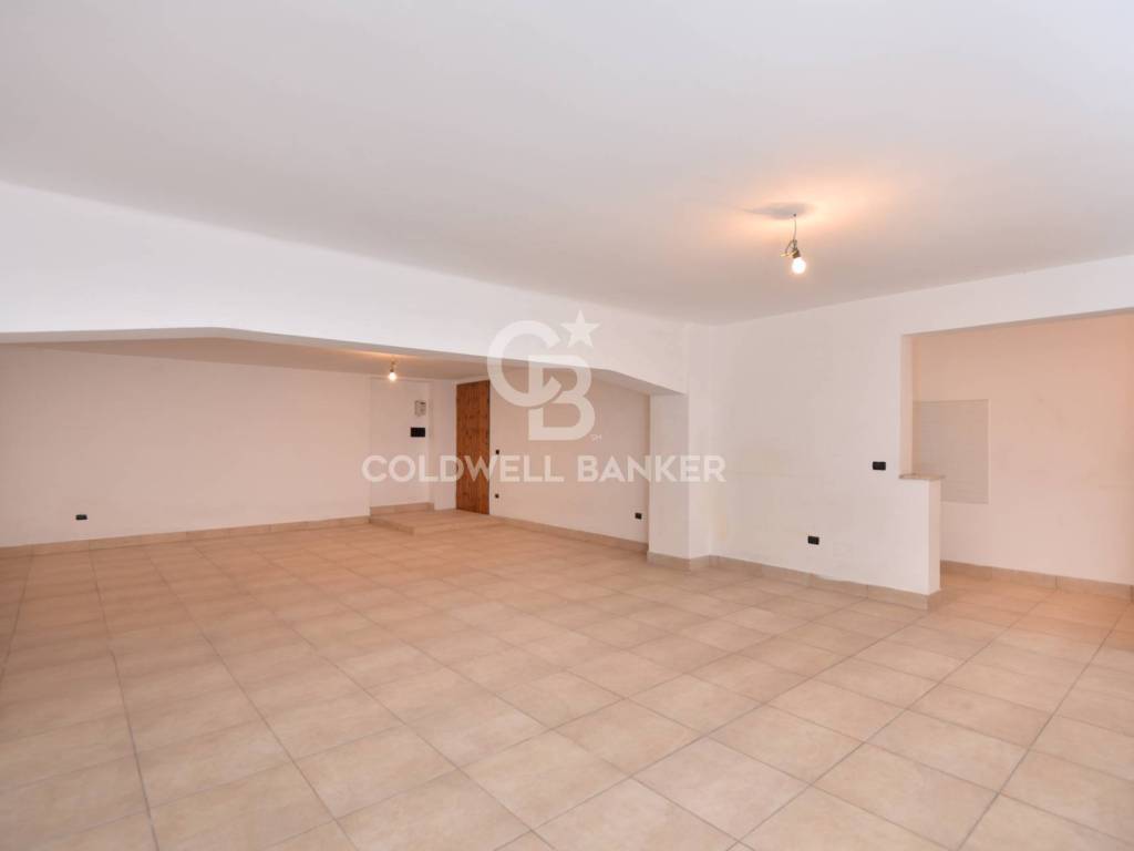 locale commerciale in vendita a Lecce in zona Mazzini
