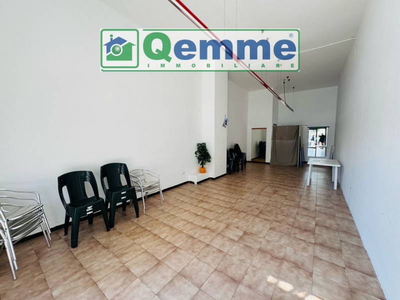 negozio in vendita a Lecce