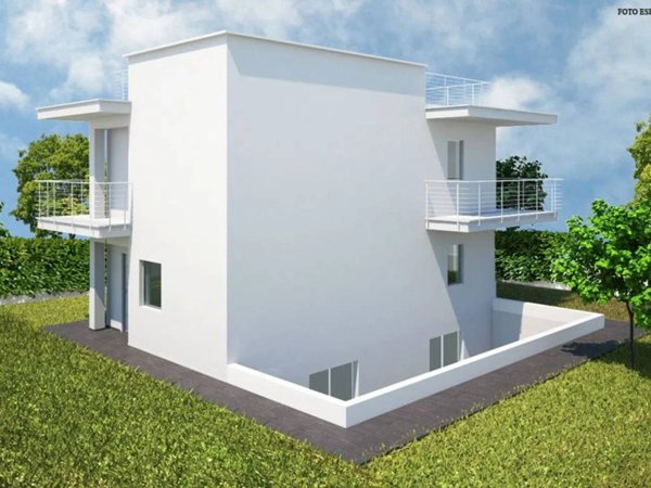 casa indipendente in vendita a Lecce in zona Rudiae