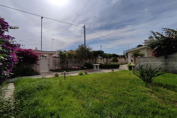 casa indipendente in vendita a Lecce