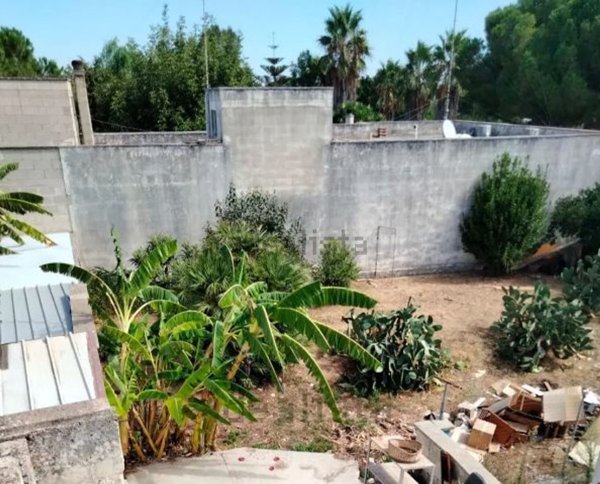 casa indipendente in vendita a Lecce
