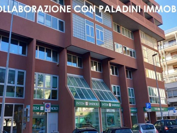 ufficio in vendita a Lecce in zona Mazzini