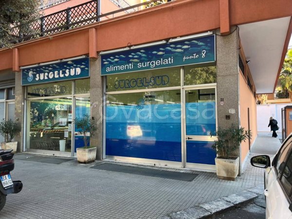 negozio in vendita a Lecce in zona Stadio