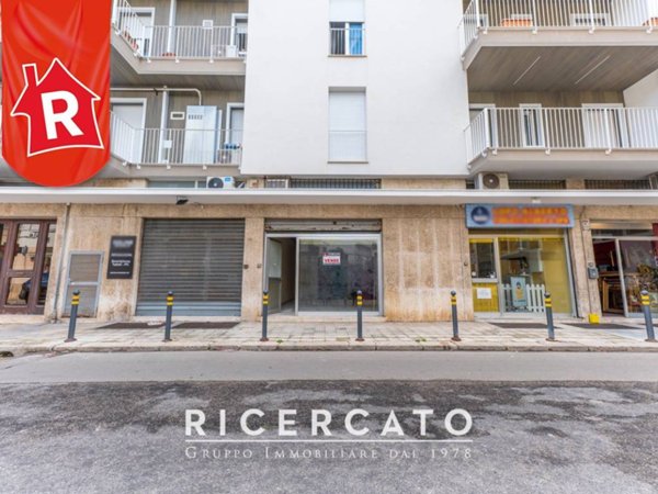 negozio in vendita a Lecce in zona Centro Città