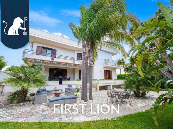 casa indipendente in vendita a Lecce in zona Santa Rosa