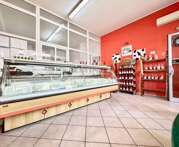 negozio in vendita a Lecce