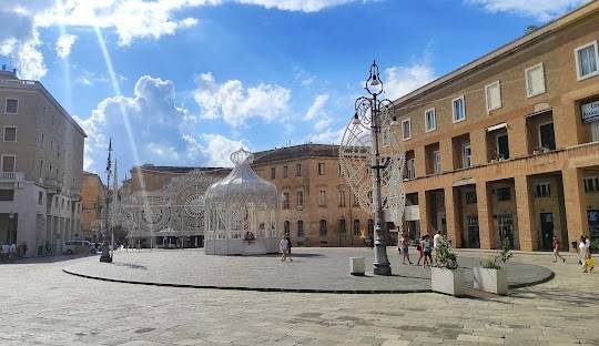 negozio in vendita a Lecce