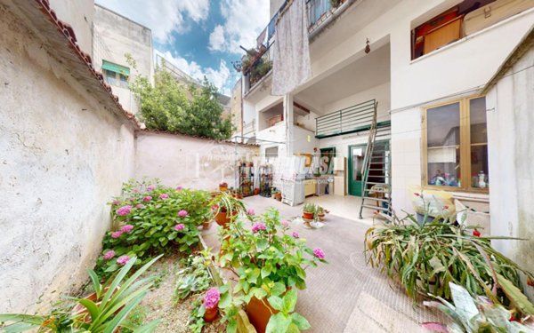 casa indipendente in vendita a Lecce in zona Centro Città