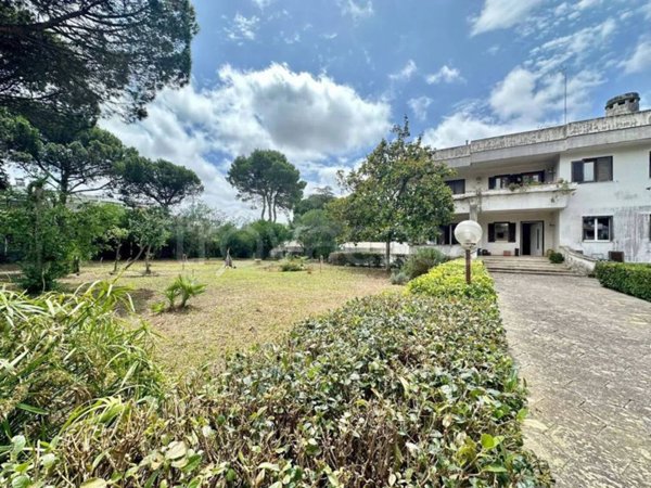 casa indipendente in vendita a Lecce in zona Rudiae