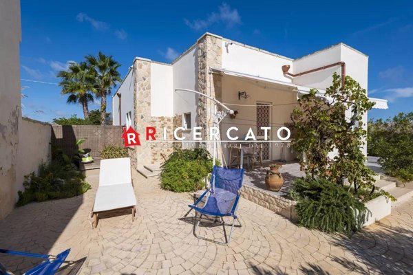 casa indipendente in vendita a Lecce