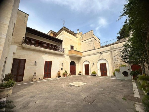 casa indipendente in vendita a Lecce in zona Centro Città