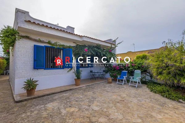 casa indipendente in vendita a Lecce in zona Torre Chianca