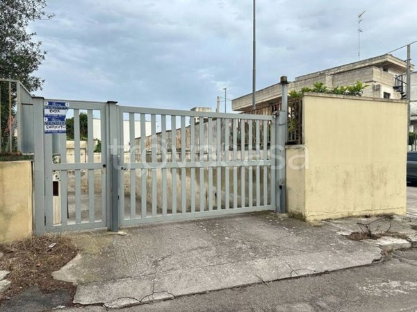 casa indipendente in vendita a Lecce in zona Leuca