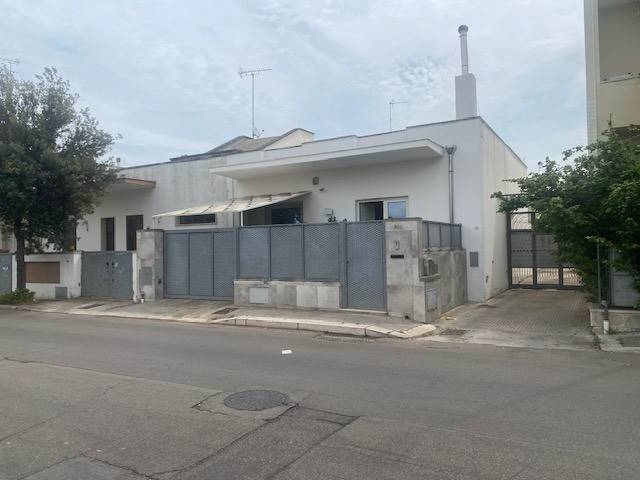 casa indipendente in vendita a Lecce
