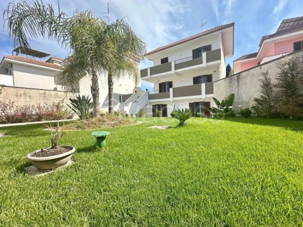 casa indipendente in vendita a Lecce in zona Salesiani