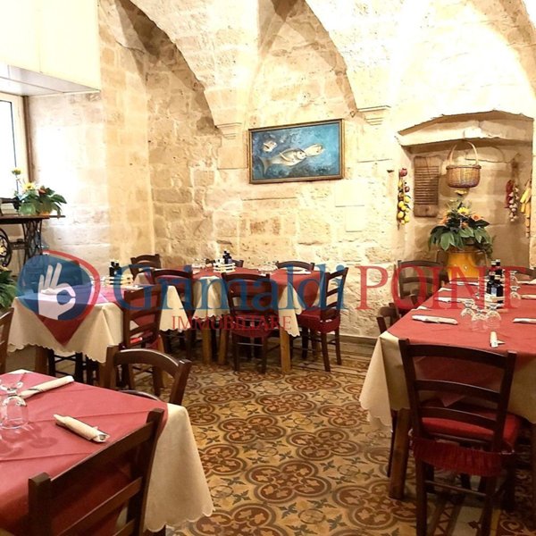 negozio in vendita a Lecce in zona Centro Città