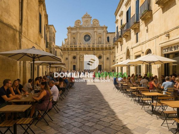 negozio in vendita a Lecce in zona Centro Città