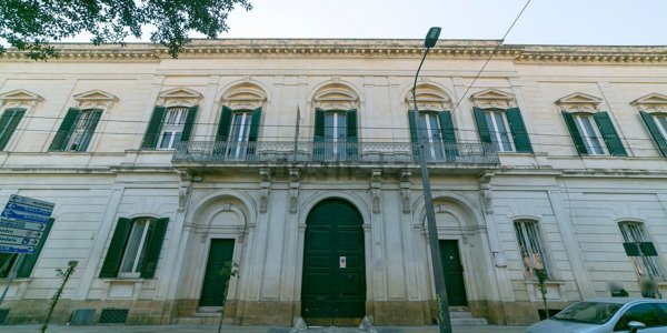 casa indipendente in vendita a Lecce in zona Centro Città