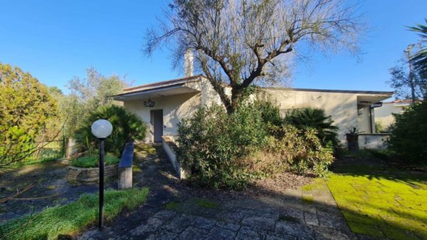 casa indipendente in vendita a Lecce