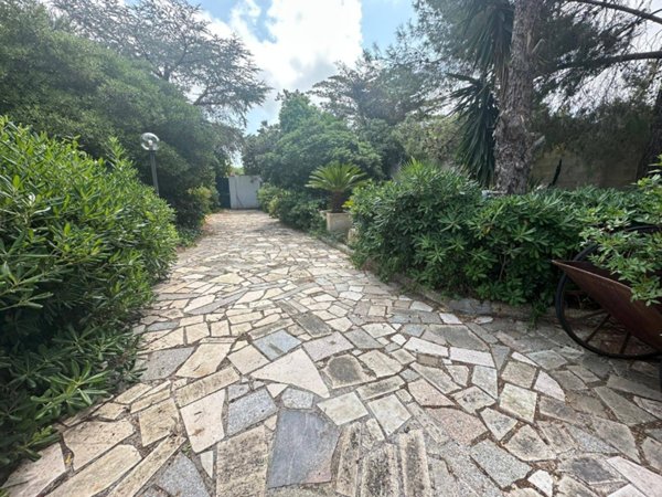 casa indipendente in vendita a Lecce in zona San Cataldo
