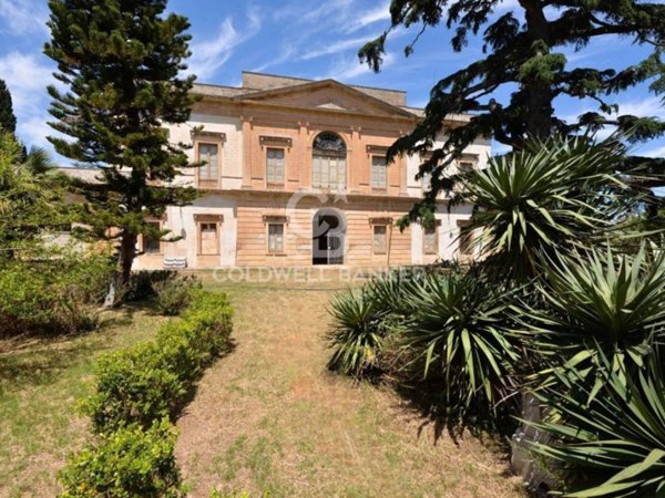 villa in vendita a Lecce in zona Rudiae