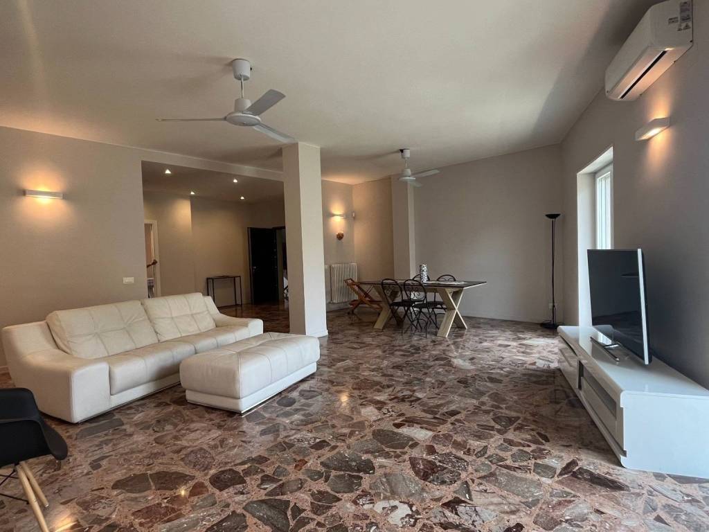 appartamento in vendita a Lecce in zona Mazzini