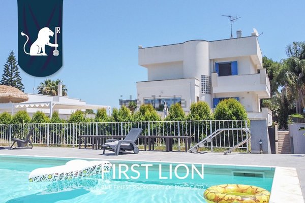 casa indipendente in vendita a Lecce in zona Stadio