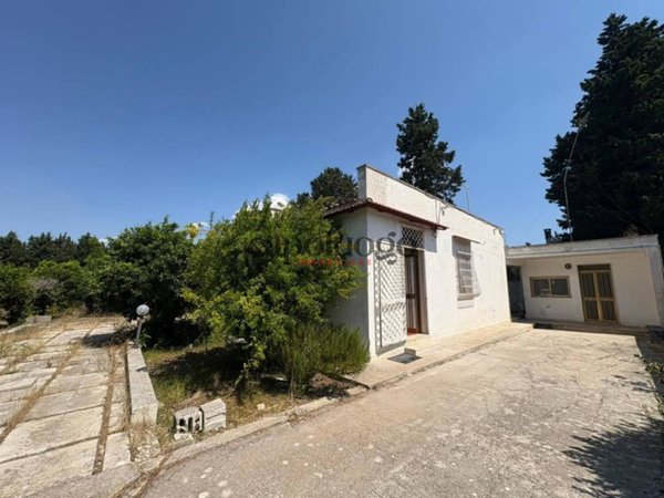 casa indipendente in vendita a Lecce in zona Salesiani