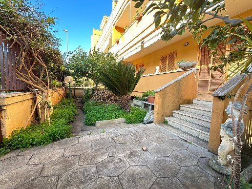 appartamento in vendita a Lecce in zona Leuca