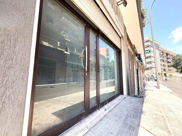 locale commerciale in vendita a Lecce in zona Ariosto