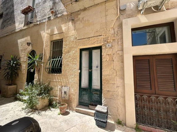 appartamento in vendita a Lecce in zona Rudiae