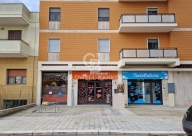 locale commerciale in vendita a Lecce