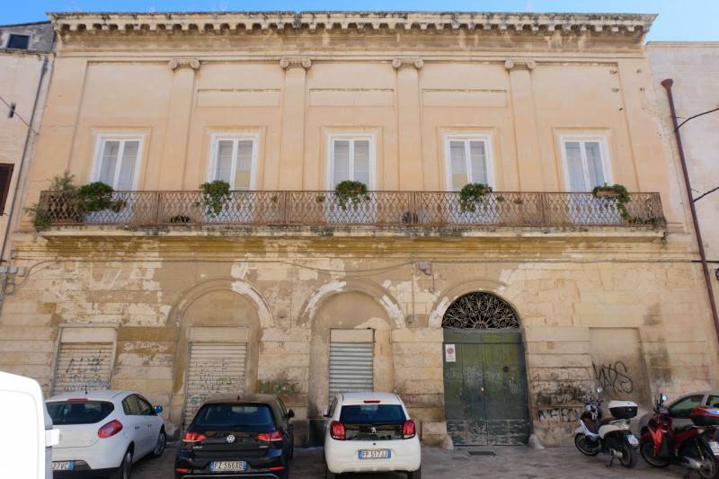 appartamento in vendita a Lecce in zona Centro Città