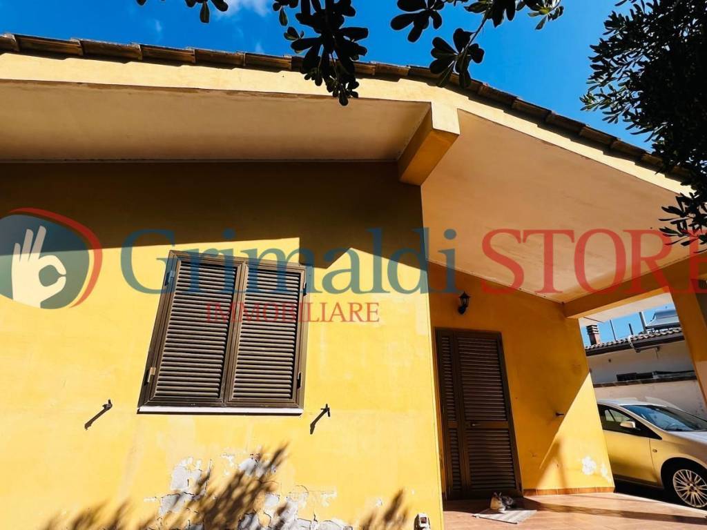 casa indipendente in vendita a Lecce in zona Borgo Grappa