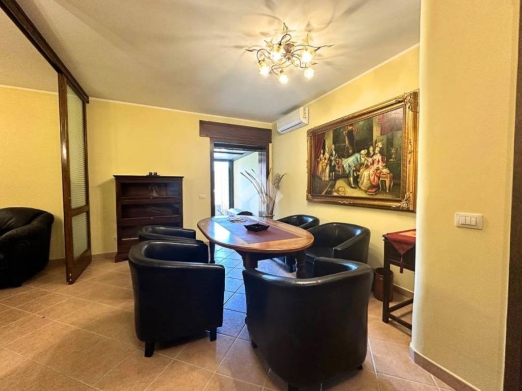 ufficio in vendita a Lecce