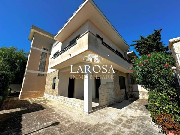 casa indipendente in vendita a Lecce in zona Torricella